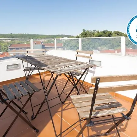 Houze_city Center, 4rooms Flat W/ Great Terrace Apartman Lisboa